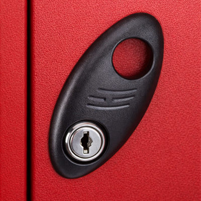 Close-up of Cam Lock option