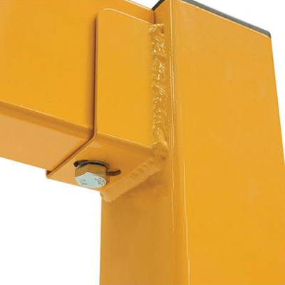 Close Up of Under Rail Screw